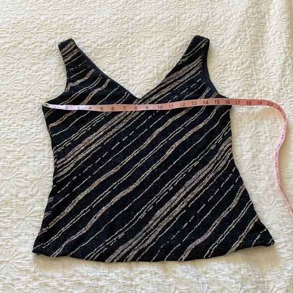 Fabulous bling tank top with V neckline and back. - Picture 6 of 7